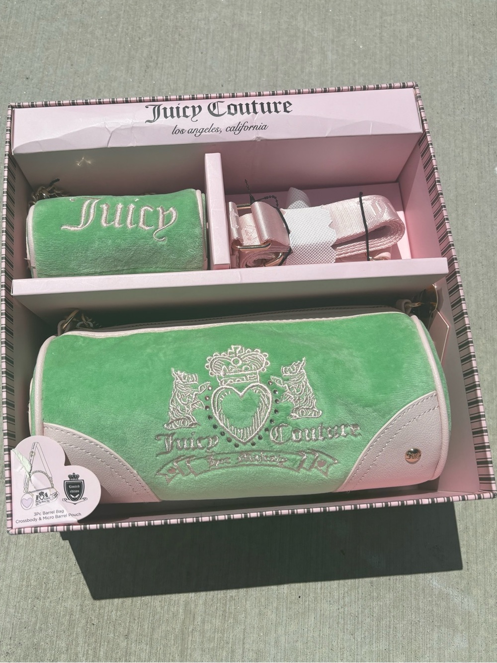 NWT Juicy Couture Green Velour Purse and Charm Set
